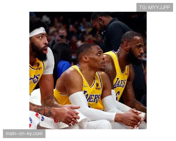 丹吉洛拉塞尔非伤病原因缺阵 湖人后卫未随队出战魔术